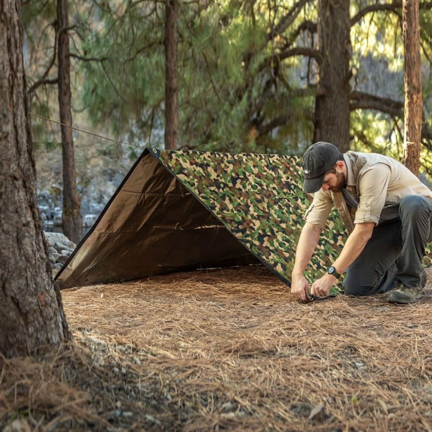 Arcturus XL Insulated Reflective Survival Tarp: image 6